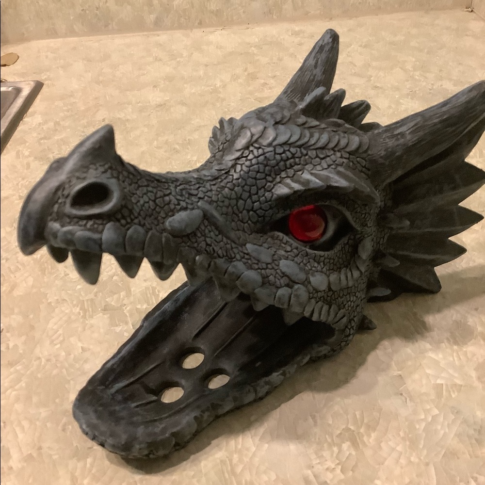 Luxury Dragon Soap Dish, Hard To Find,Very Sturdy Composite,